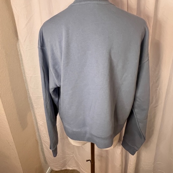Uniqlo Purple Cropped Sweatshirt - Size L - Picture 10 of 13